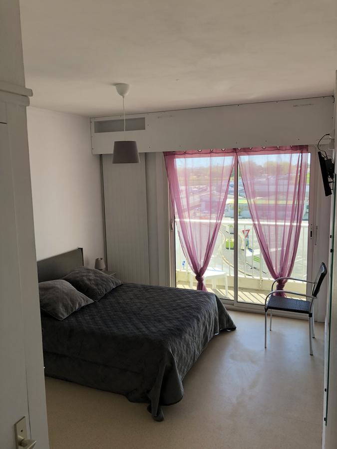 Hotel Du Port LʼAiguillon-sur-Mer エクステリア 写真